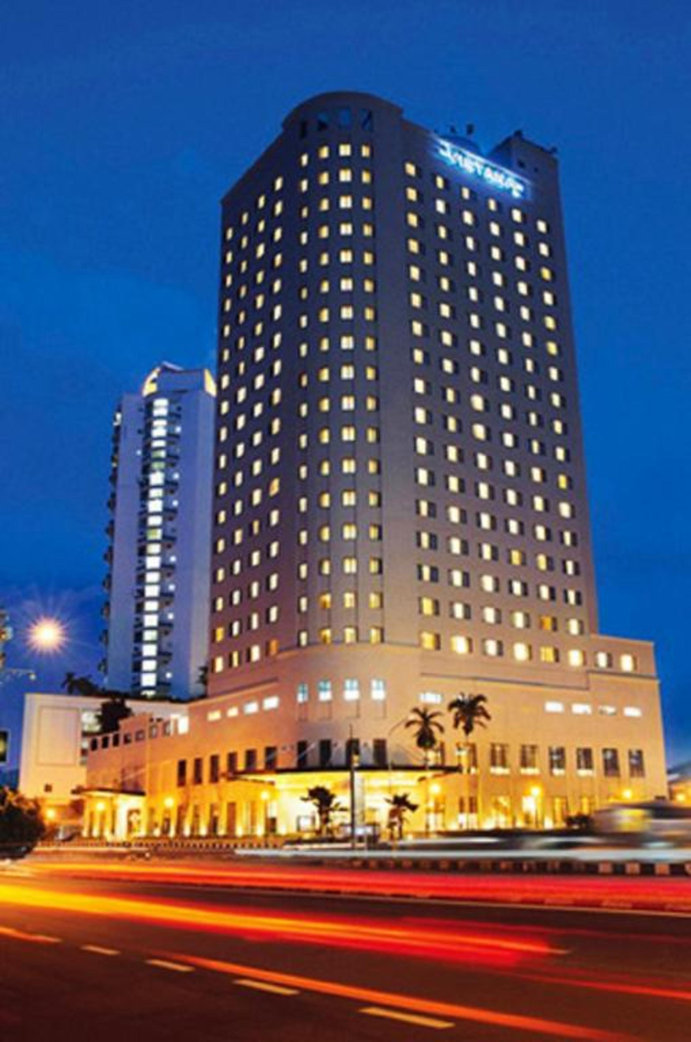 Alibaba https://cdn.alibaba.ir/ostorage/hotel/images/18CEE59E/84D3571583DAC45B1DFAC480D2AF8B48.jpg