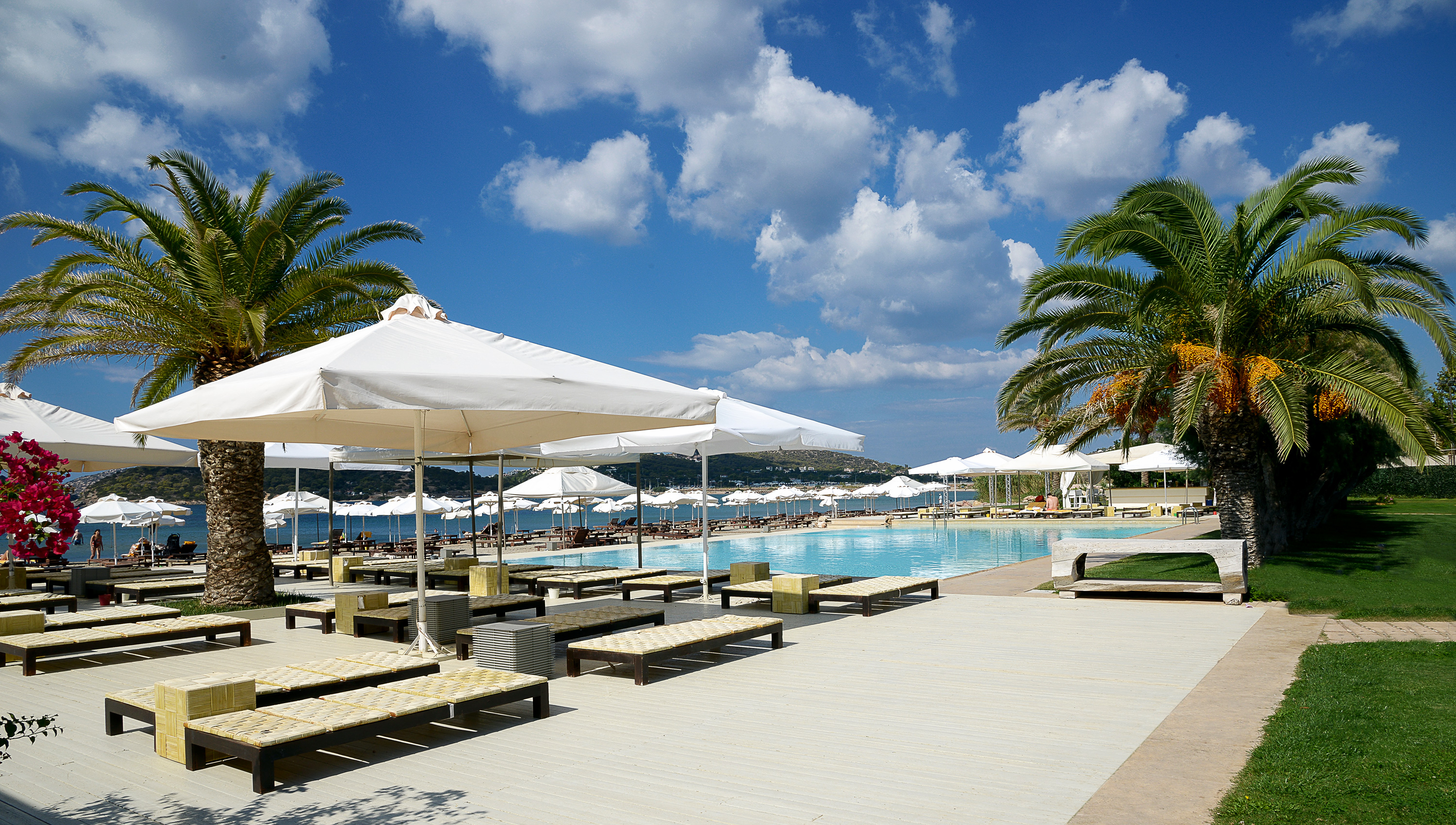 هتل Plaza Resort Hotel Anavissos