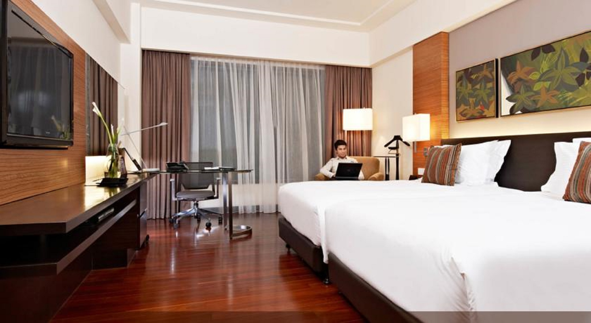 هتل Impiana KLCC کوالالامپور