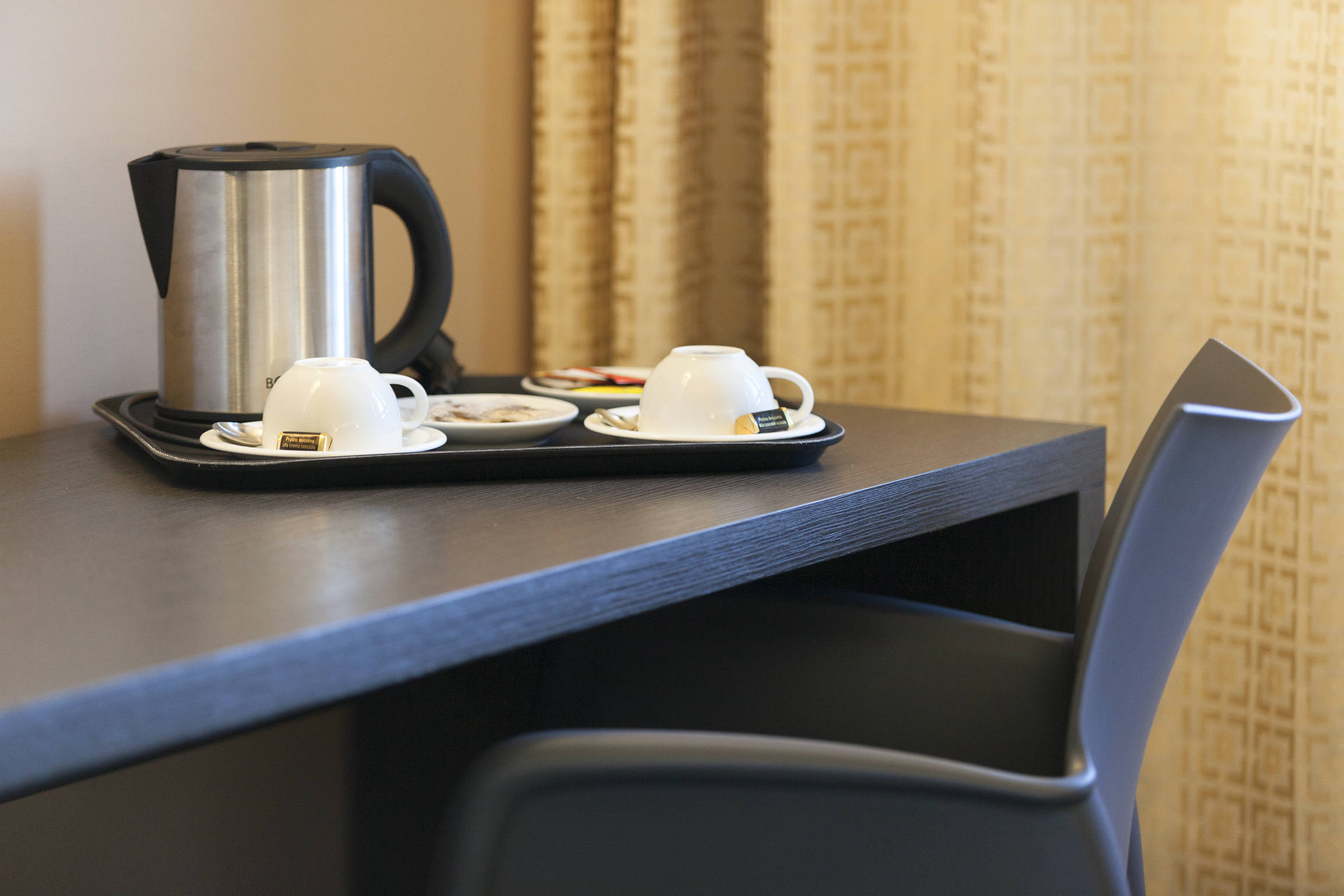 هتل Hotel King, By R Collection Hotels Varedo