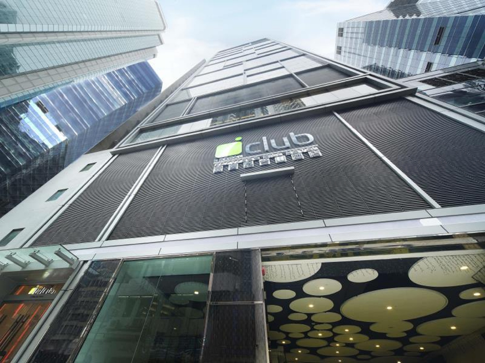 Alibaba https://cdn.alibaba.ir/ostorage/hotel/images/1ABA76D/12DE0C927FC3CA586560F868A010B90D.jpg