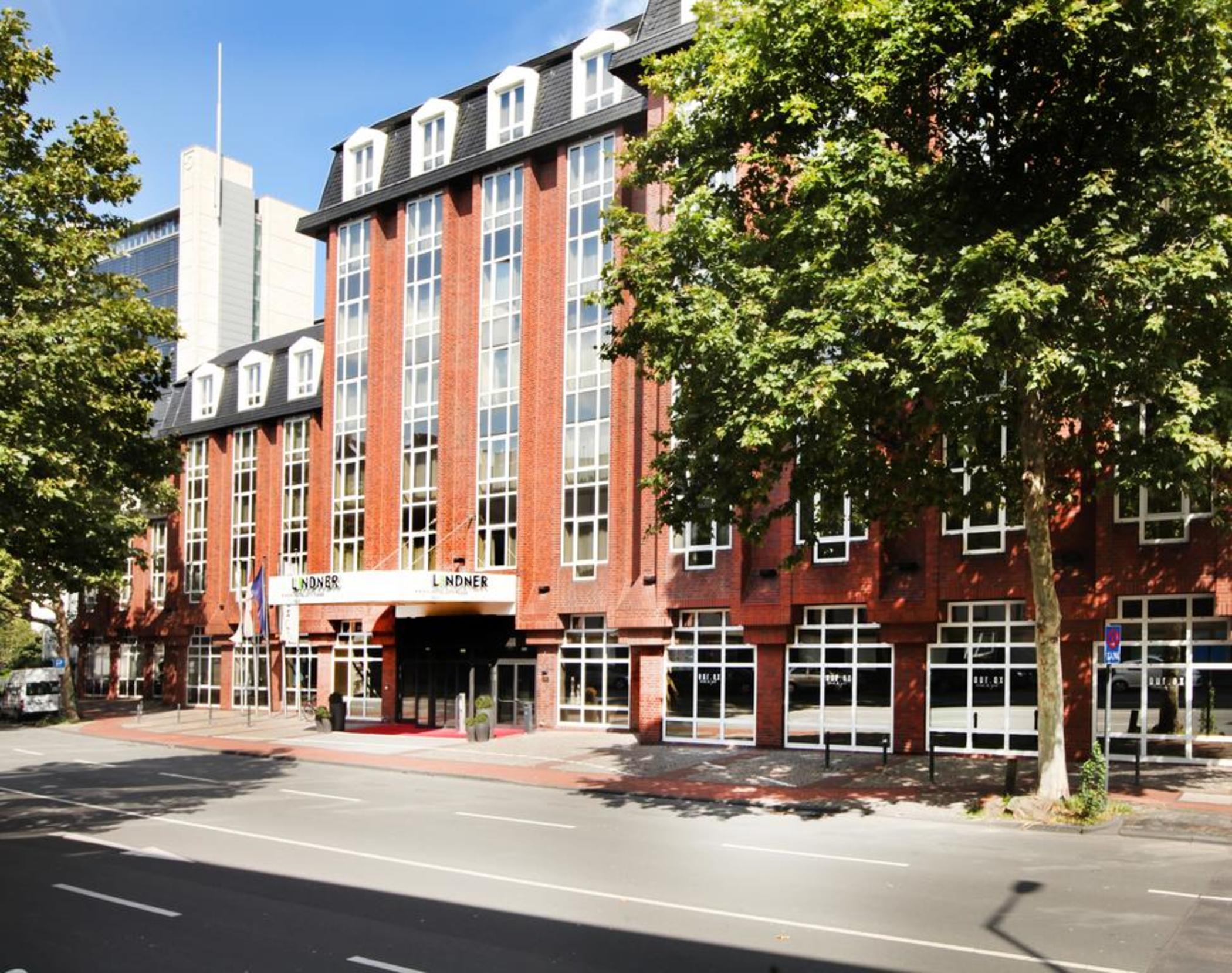 Alibaba https://cdn.alibaba.ir/ostorage/hotel/images/1AF33E61/40CF4BB92890BEAF8E9AEBD0821011F5.jpg