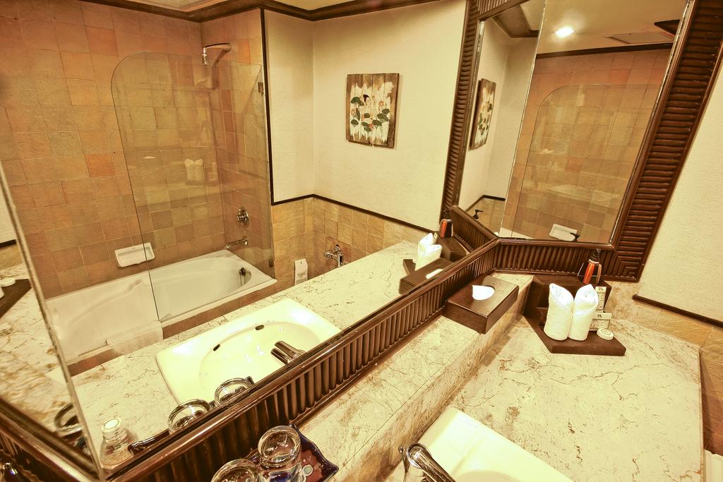 هتل Beyond Resort Kata Karon