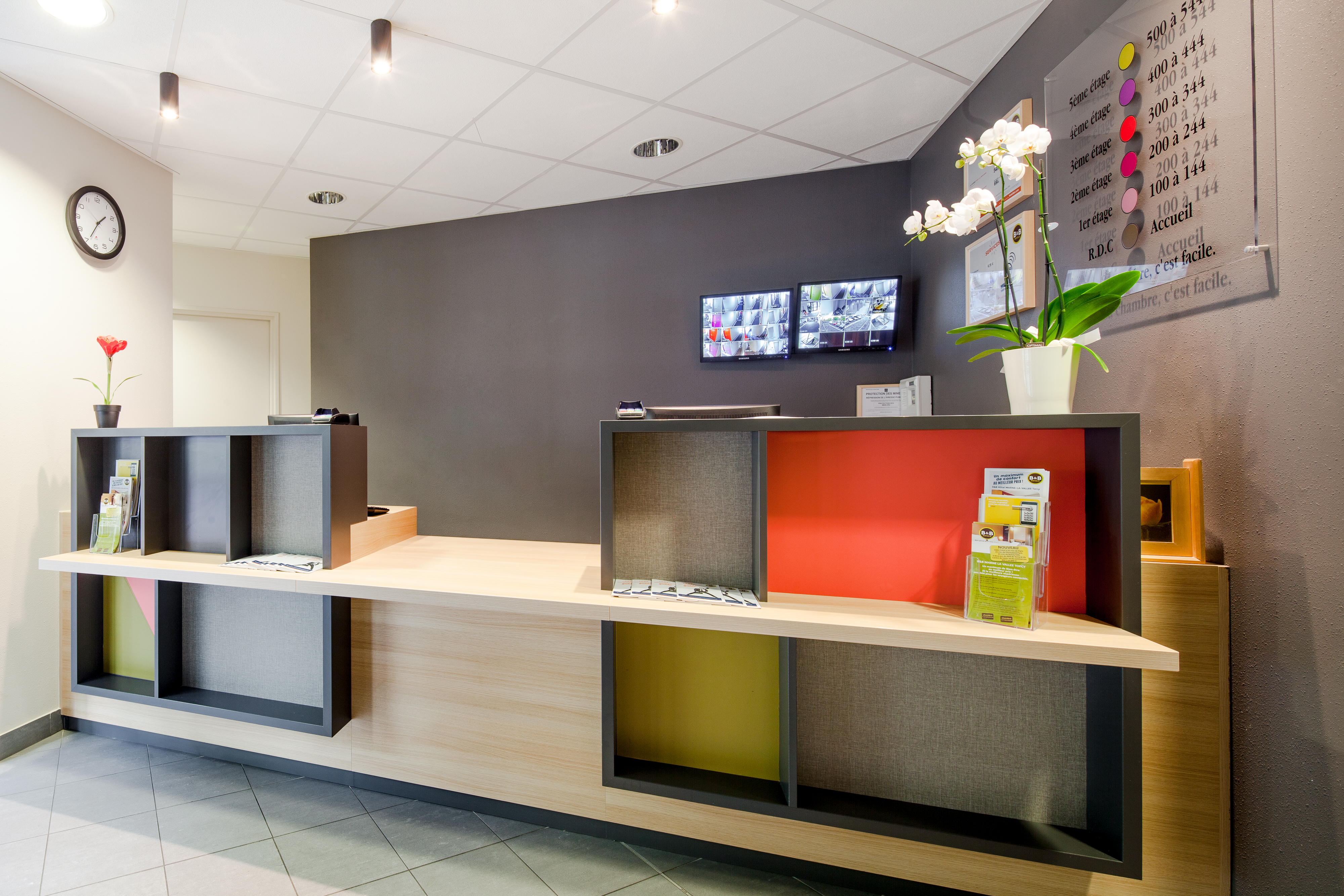 هتل B&B Hôtel Marne-La-Vallee Torcy Torcy