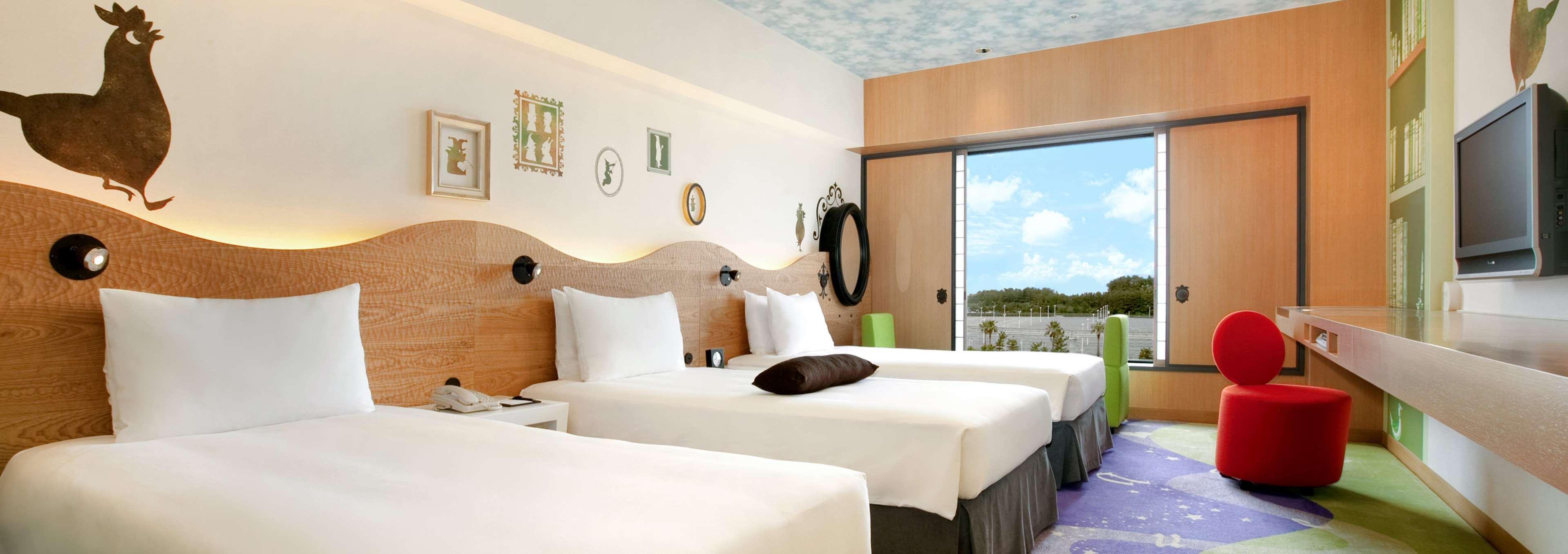 هتل Hilton Tokyo Bay اورایاسو