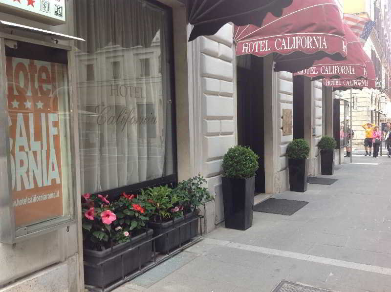هتل California رم