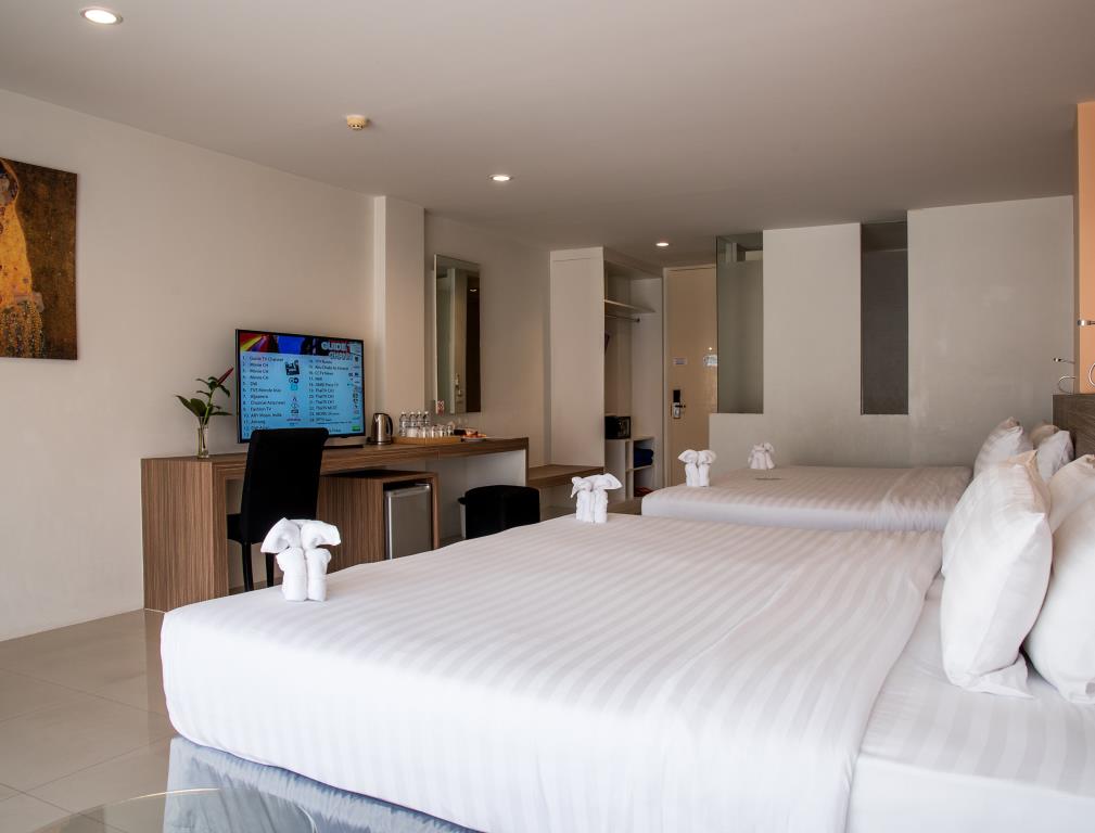 هتل The Lantern Resorts Patong Patong