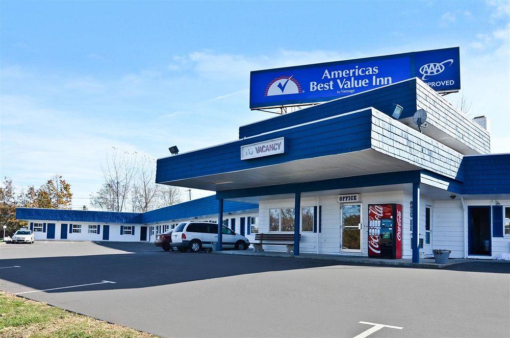 هتل Americas Best Value Inn - Manchester منچستر