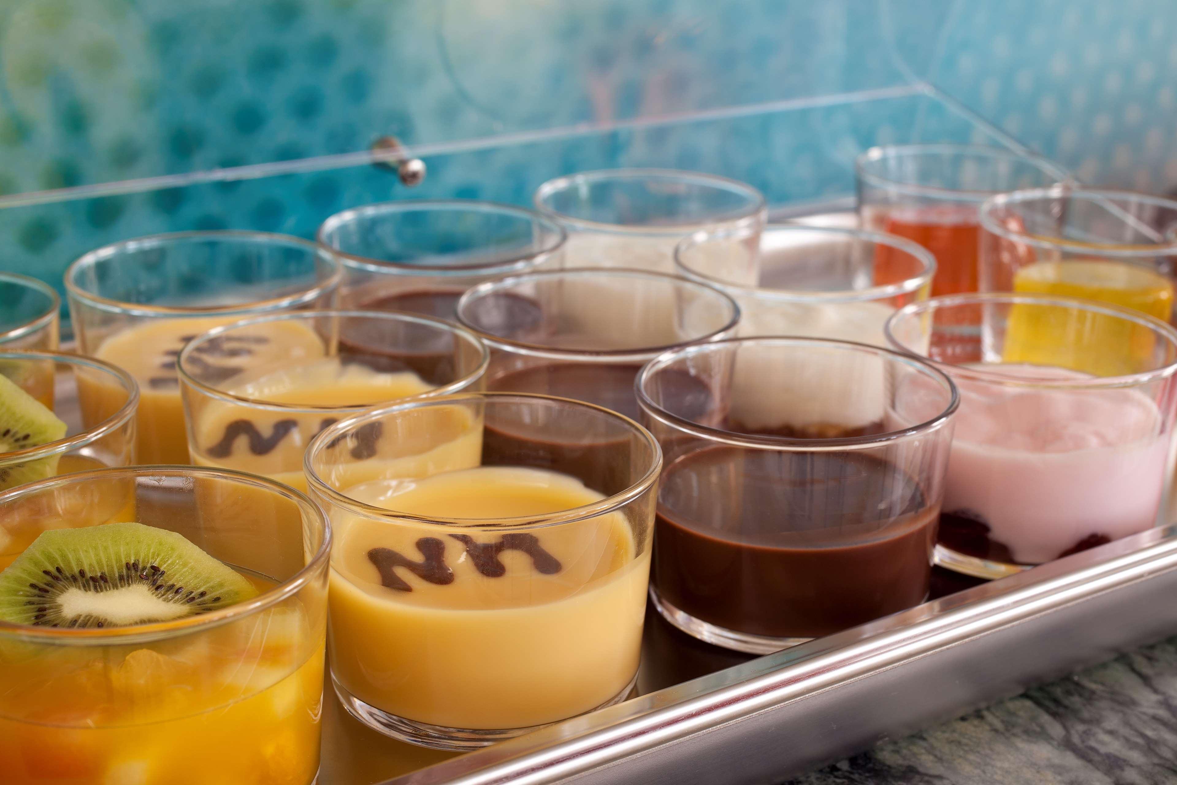 هتل NH Leganés Leganés