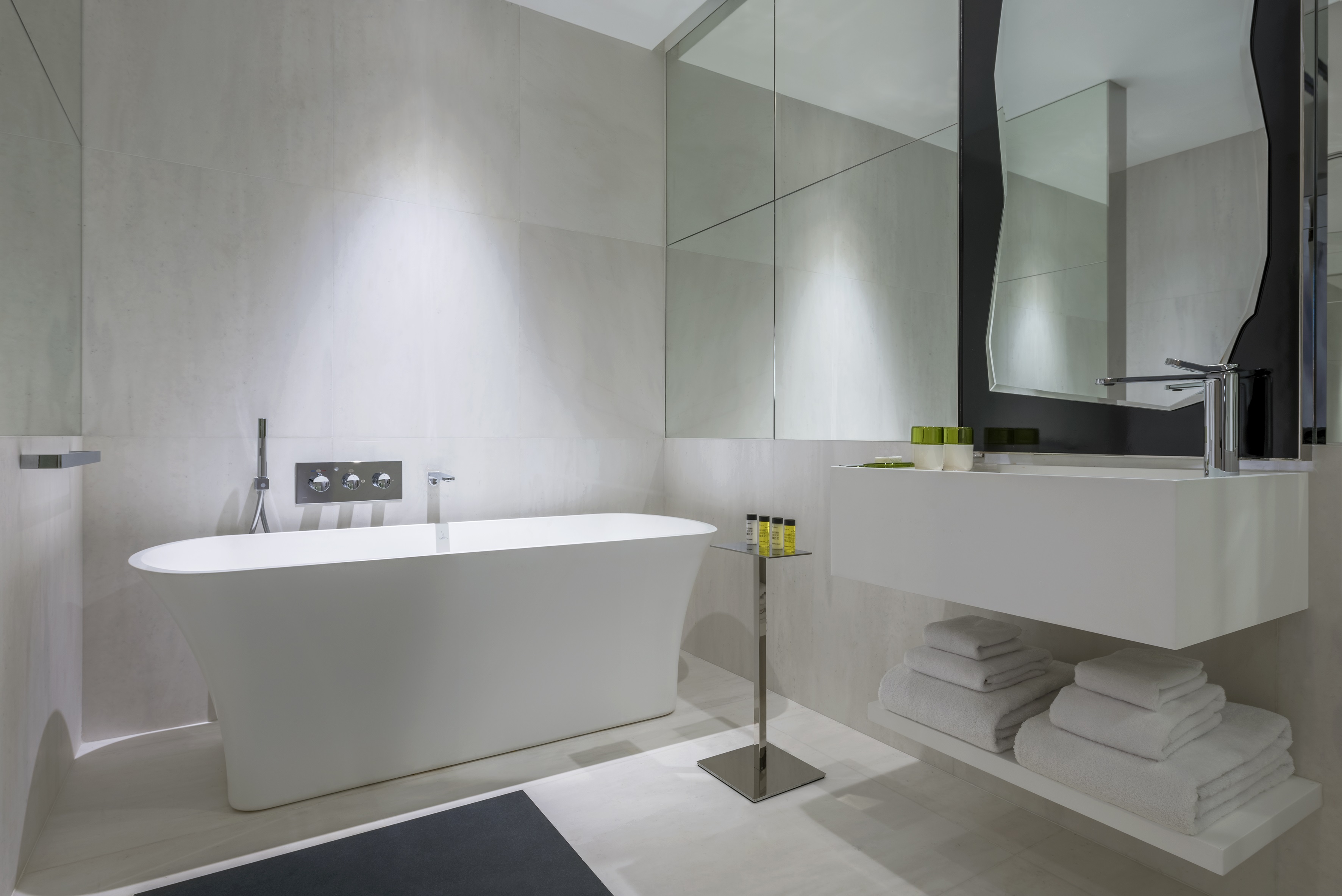 هتل JW Marriott Hotel Singapore South Beach سنگاپور