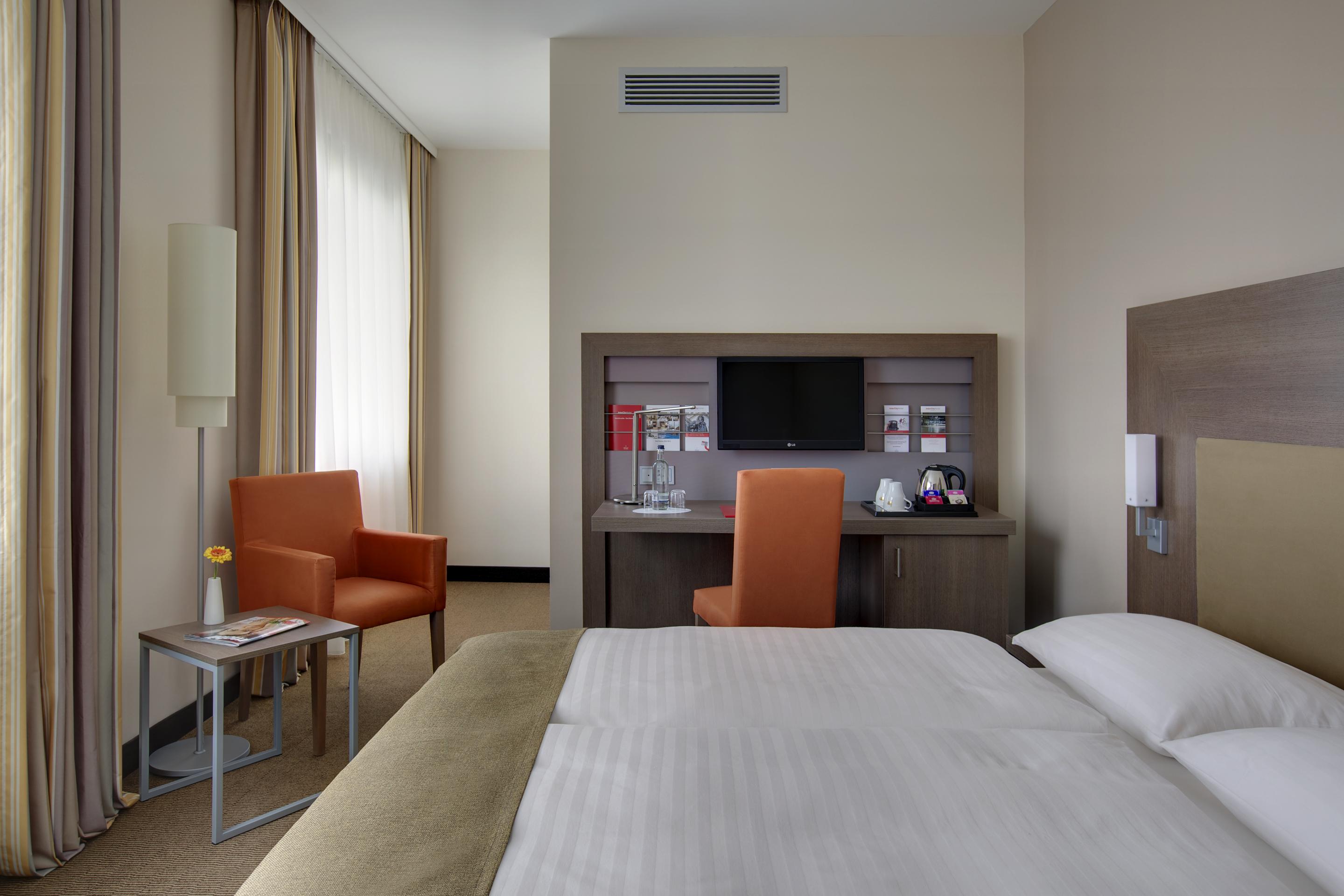 هتل InterCityHotel Leipzig Leipzig