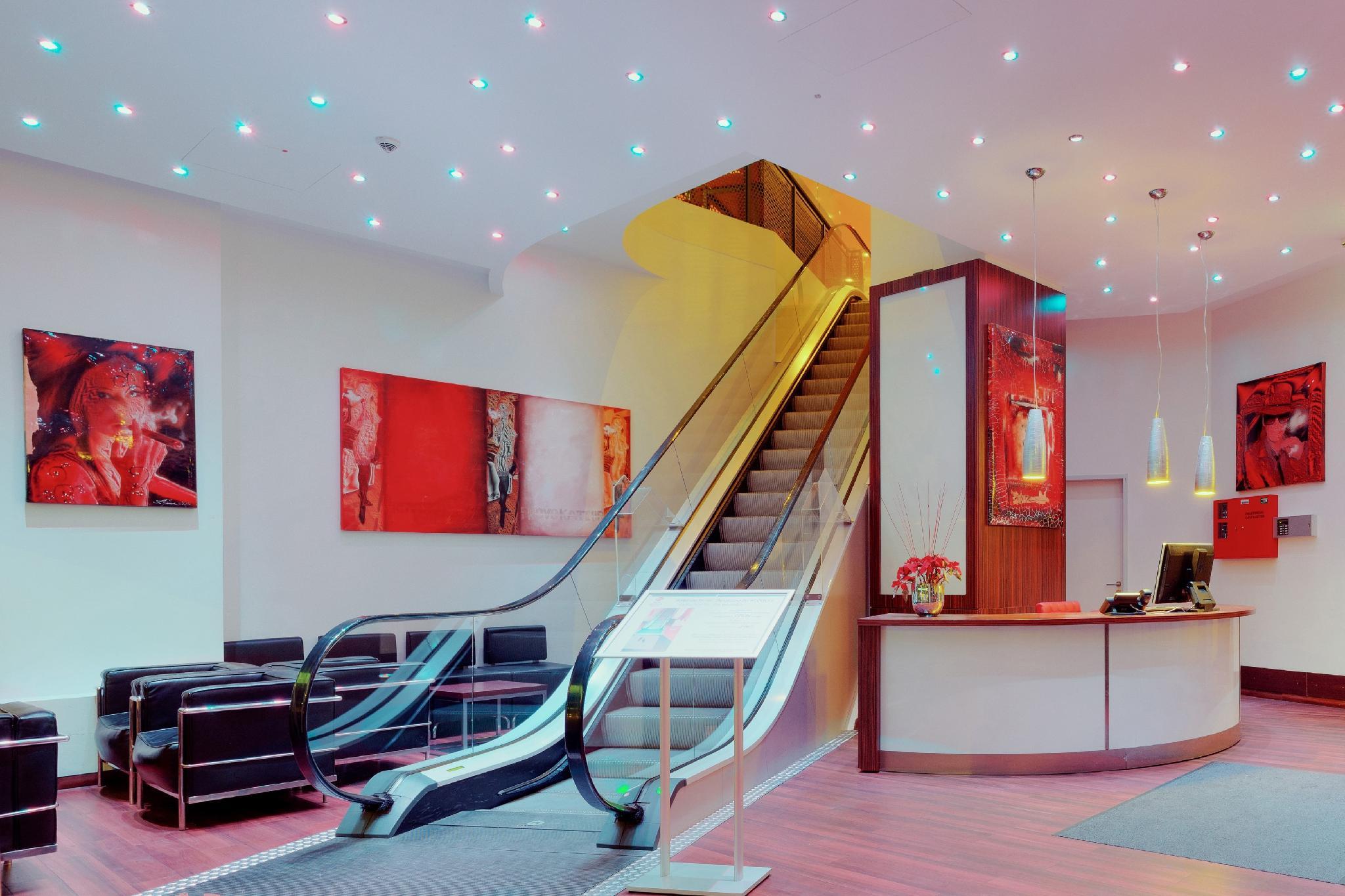 Alibaba https://cdn.alibaba.ir/ostorage/hotel/images/211C1FB2/3F10328E5A85A54996F31256B1B1D0E5.jpg