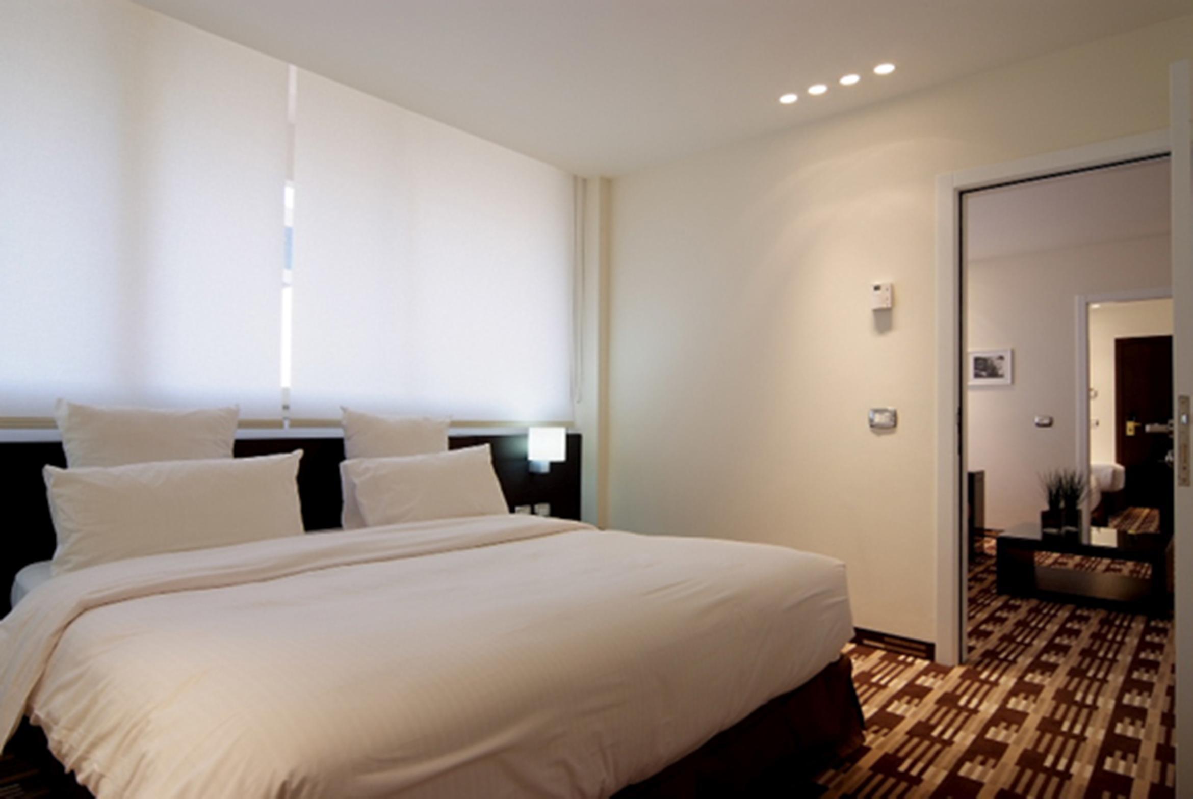 هتل Hotel Cavalier بیروت
