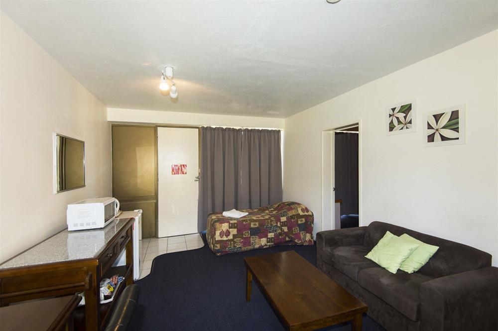 هتل Mid City Motor Inn, Mackay Mackay