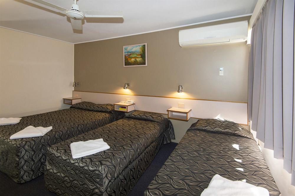 هتل Mid City Motor Inn, Mackay Mackay