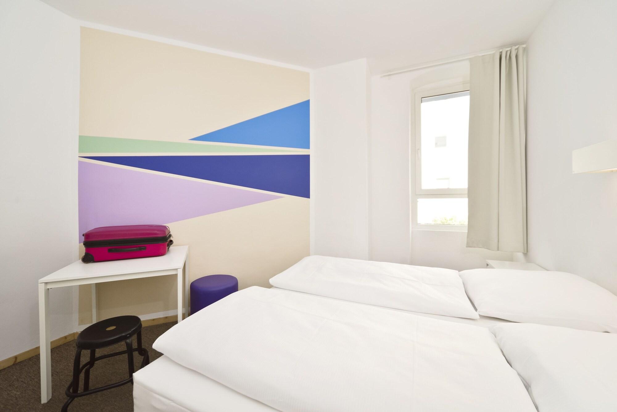 هتل Old Town Hostel برلین