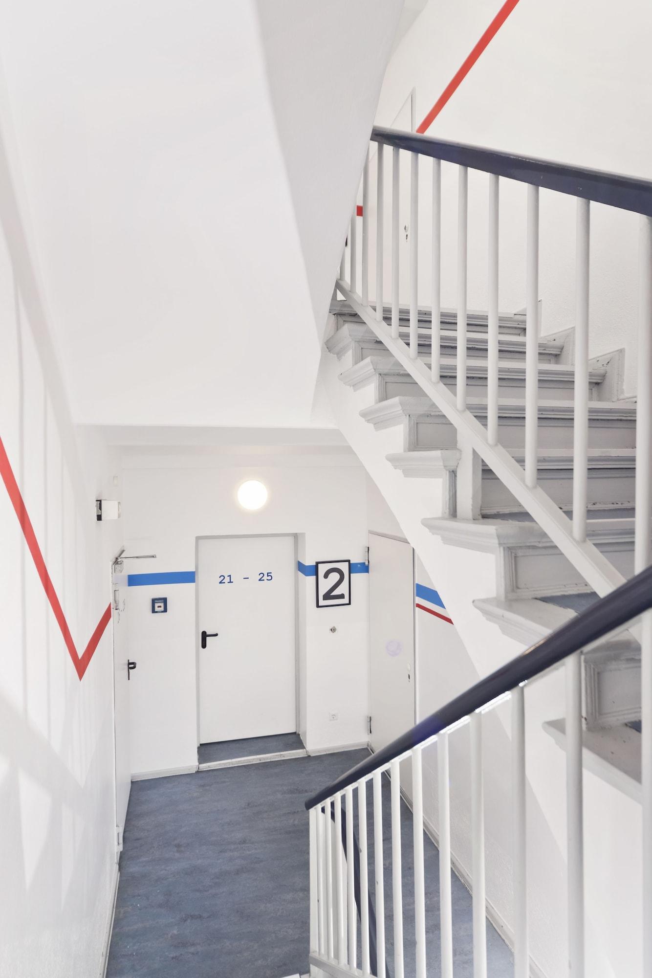 هتل Old Town Hostel برلین