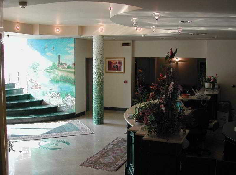 هتل Ambra Quarto d'Altino