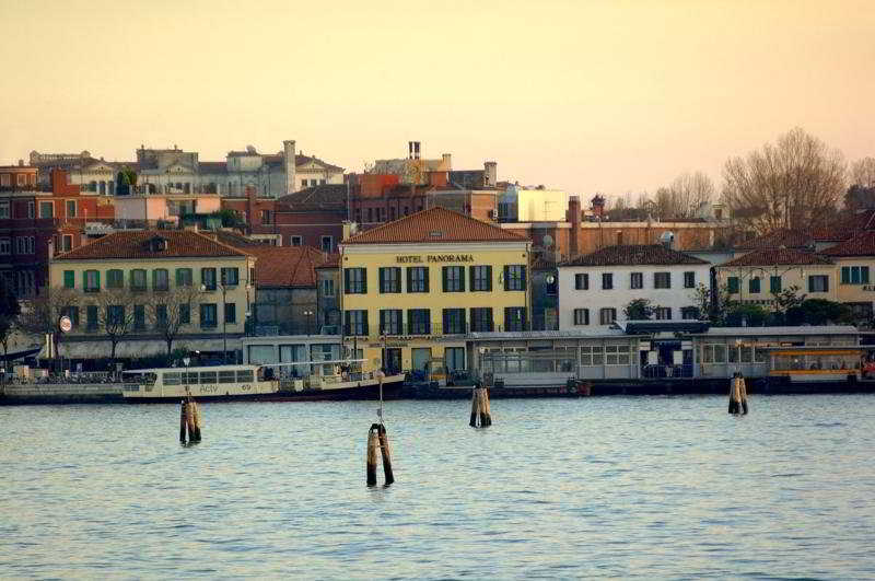 Alibaba https://cdn.alibaba.ir/ostorage/hotel/images/22924140/3076C28371A3ABF71F66F7601BC40A7C.jpg