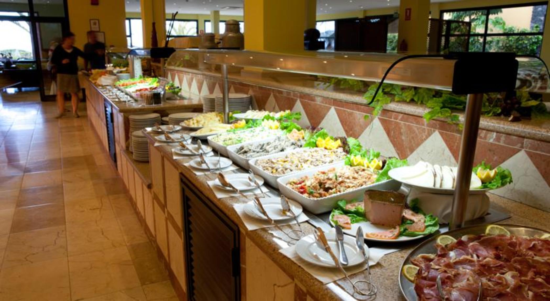 هتل Hotel Las Olas Breña Baja