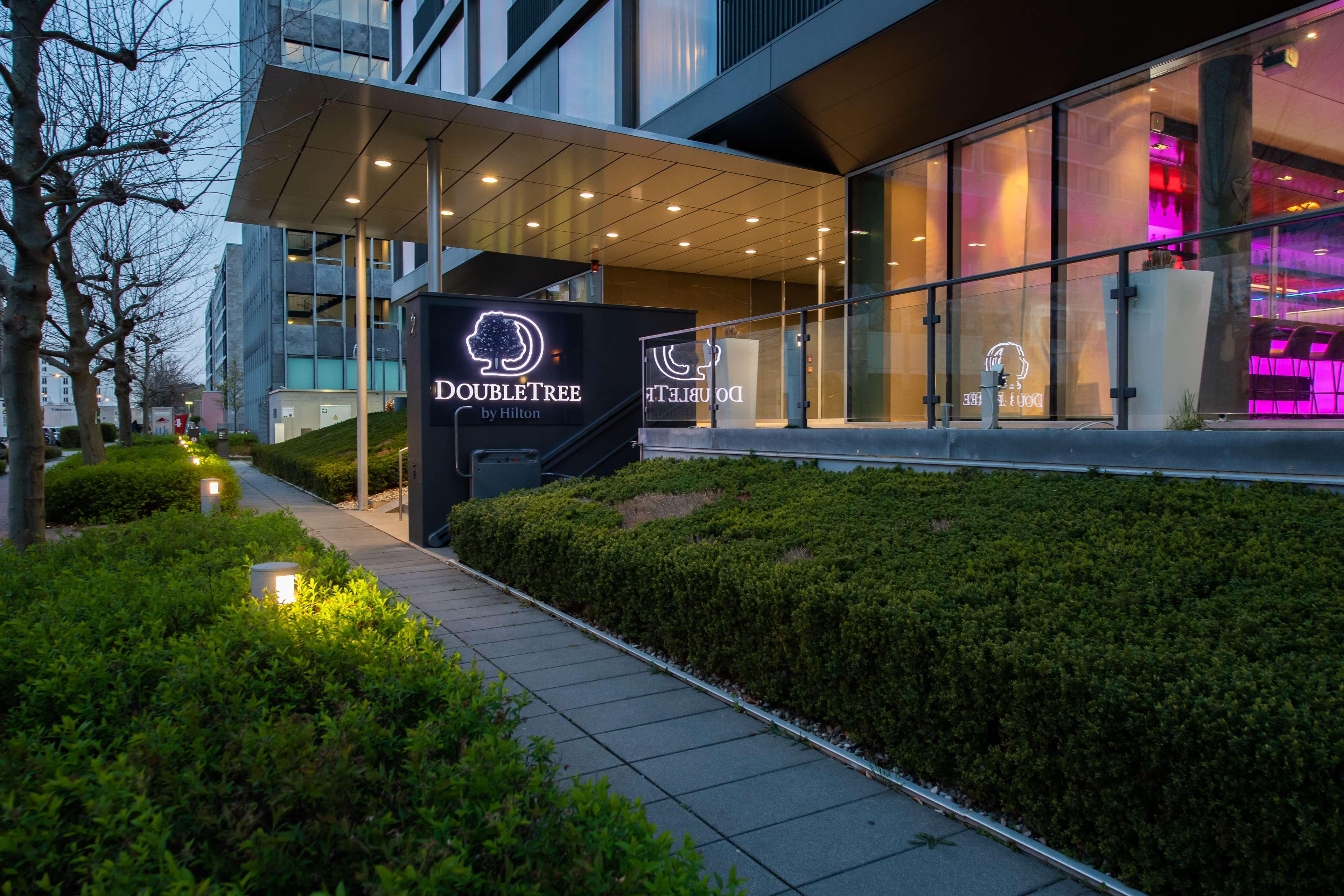 Alibaba https://cdn.alibaba.ir/ostorage/hotel/images/239E3626/641BA449ECB61BF7E977FCAC4B83F04B.jpg