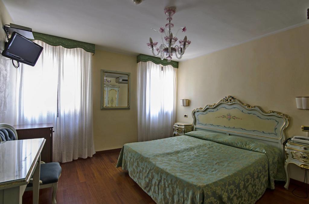 تصاویر Hotel Do Pozzi