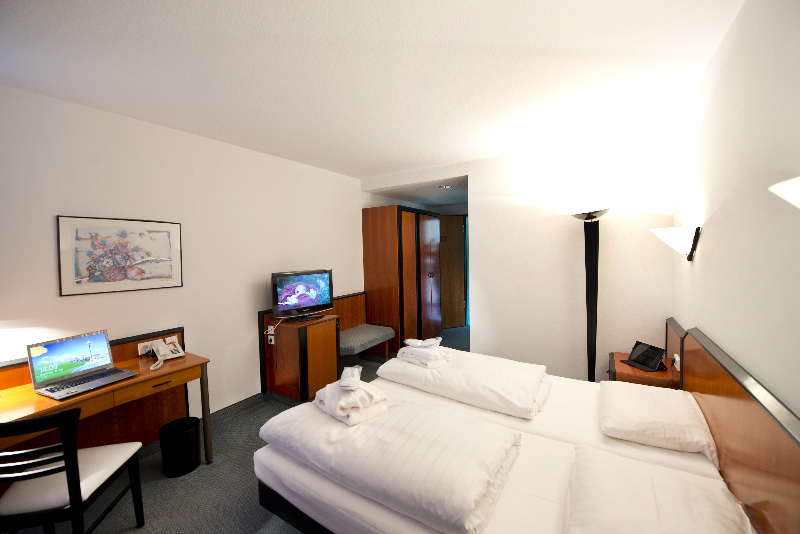 هتل Fora Hotel Hannover هانوفر