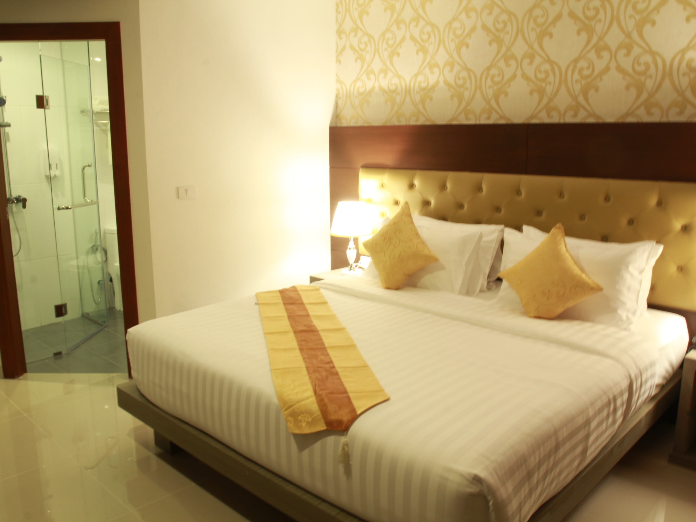 هتل همینگوی سیلک Patong