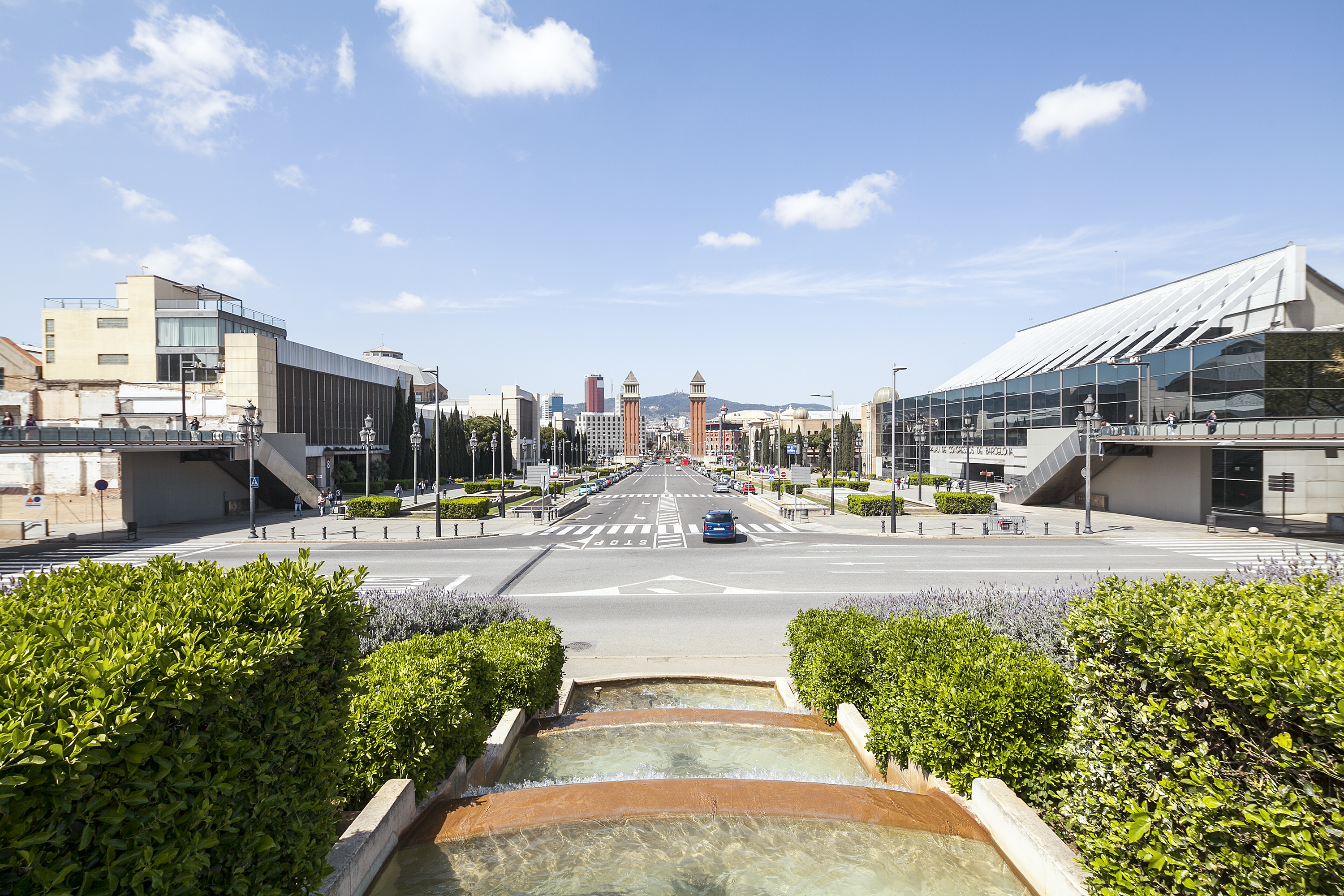 هتل Ding Dong Fira Apartments بارسلونا