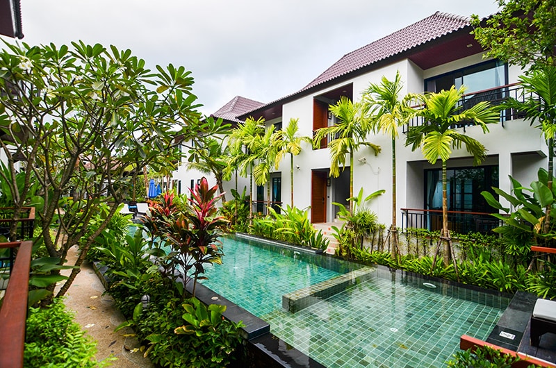 هتل Coco Retreat Phuket Resort & Spa Chalong