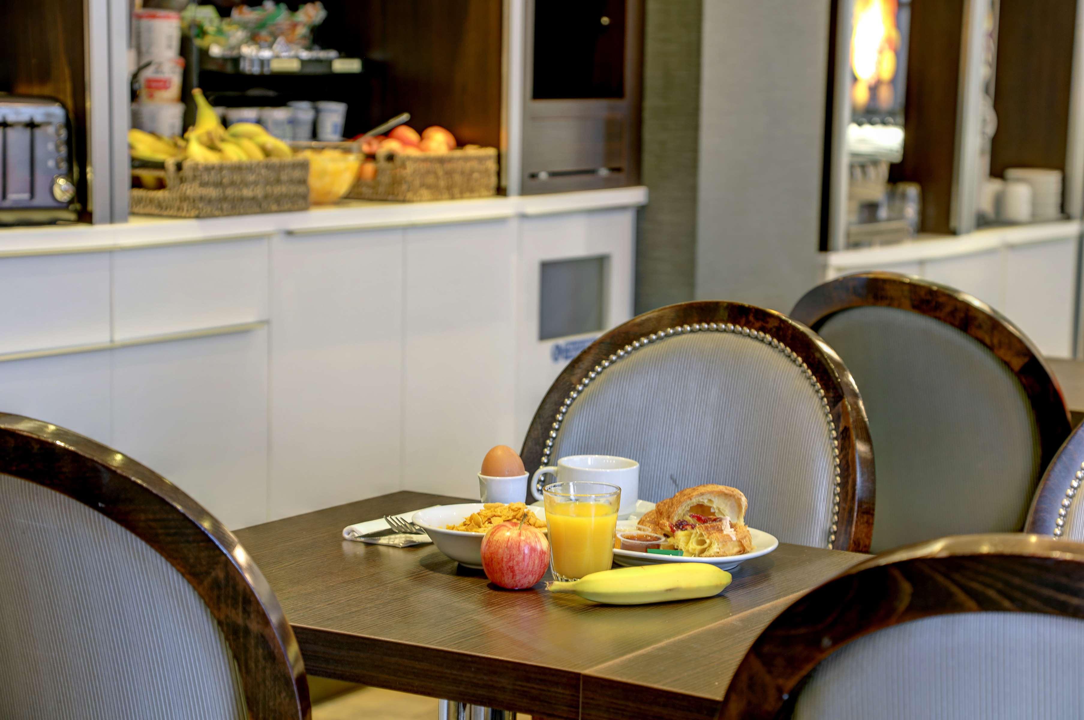 هتل Comfort Inn London Buckingham Palace Road لندن