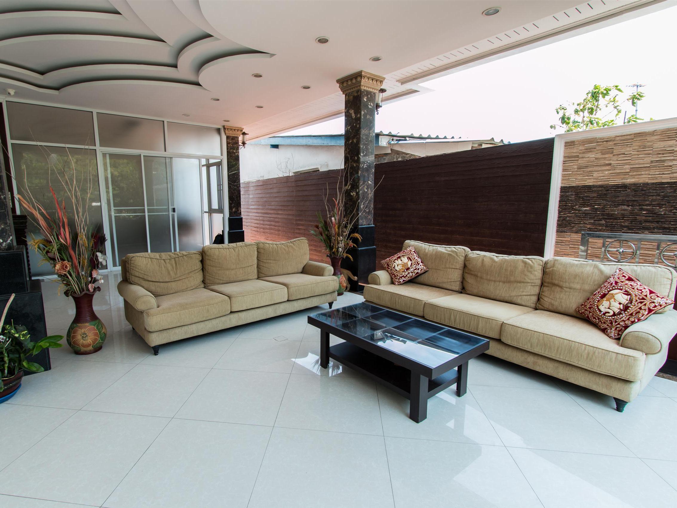 هتل Suntosa Resort Ko Lan