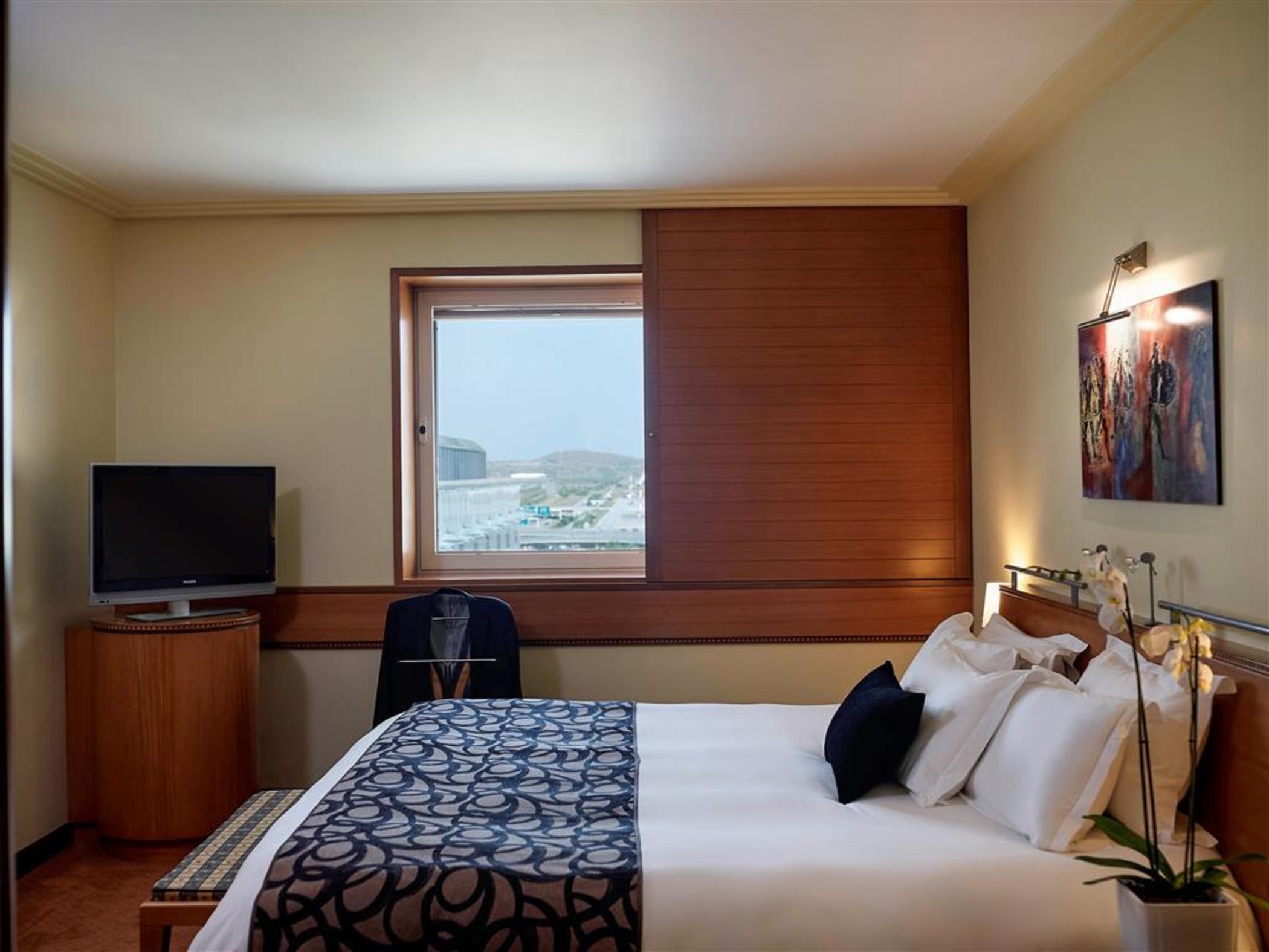 هتل Sofitel Athens Airport Spata