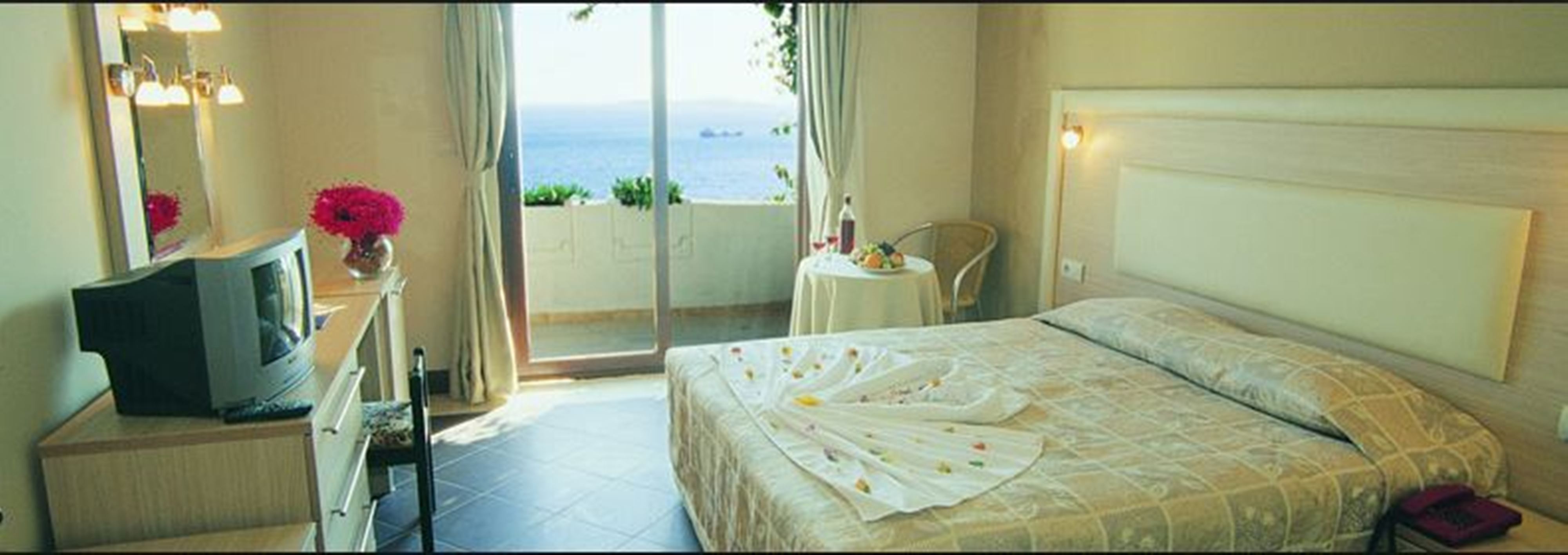 هتل Forever Club بدروم