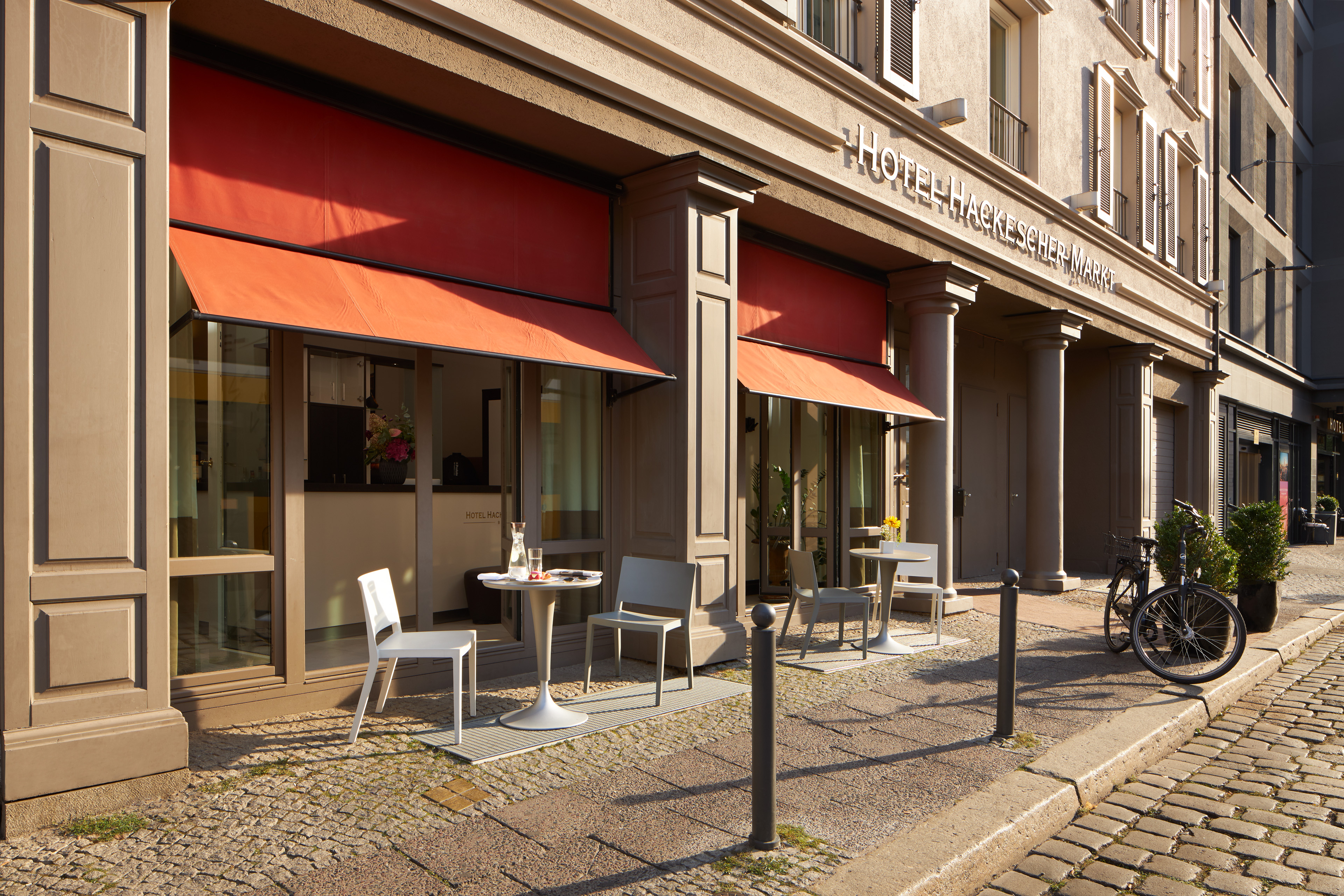 Alibaba https://cdn.alibaba.ir/ostorage/hotel/images/2577963A/00E847B0D0654C532977C3CF6768F645.jpg