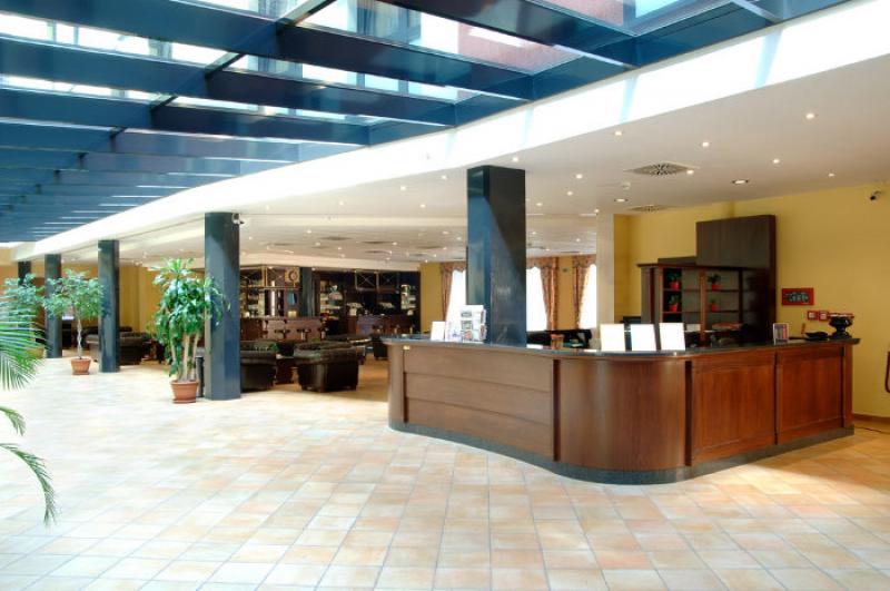 هتل Hotel Roma پراگ