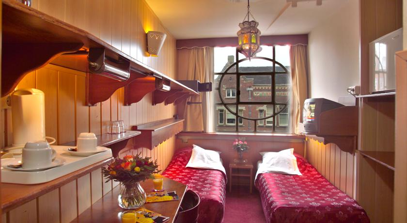 هتل Nadia Hotel آمستردام