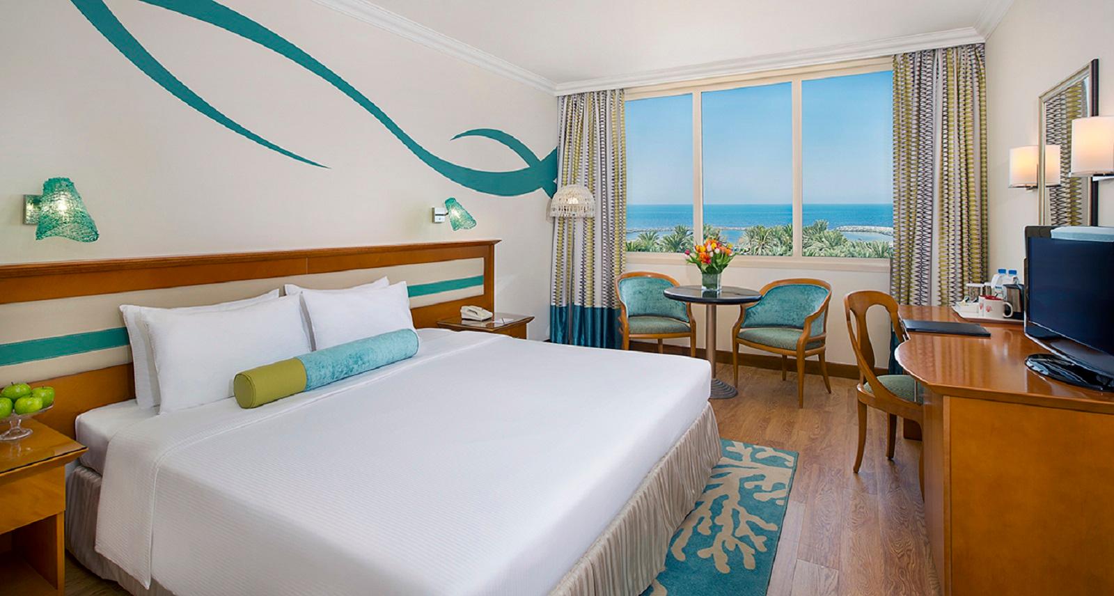 تصاویر Hotel Coral Beach Resort