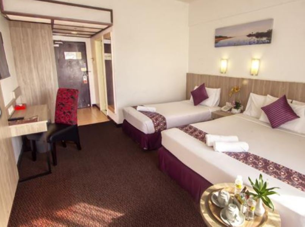 هتل Grand Continental Langkawi Kuah