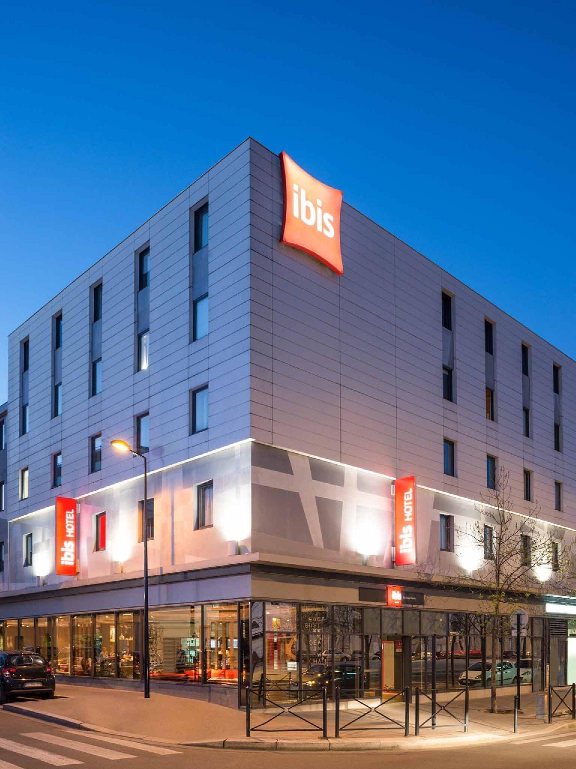 هتل Hôtel ibis Bordeaux Centre Bastide بوردو