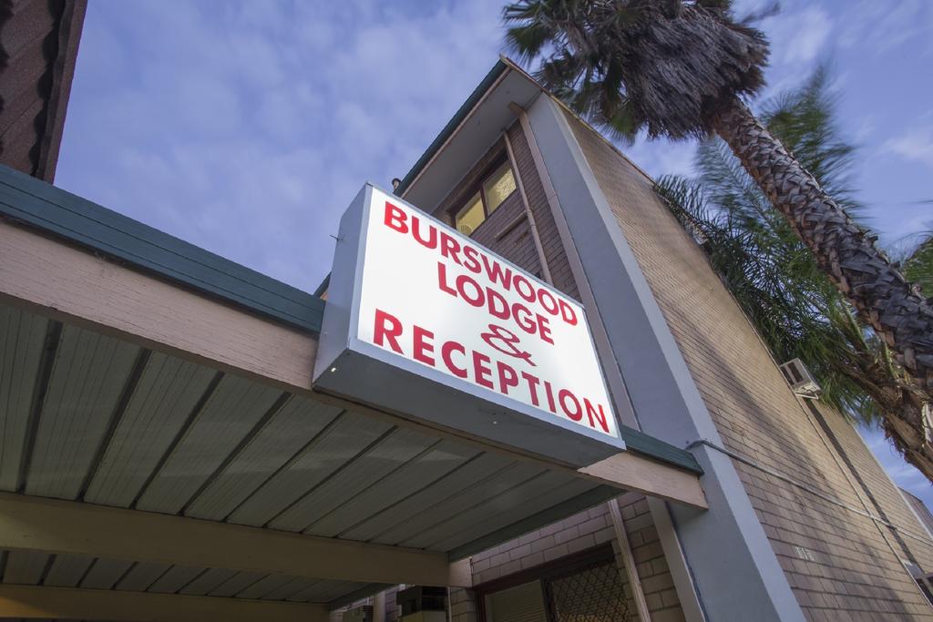 هتل Burswood Lodge Apartments Rivervale