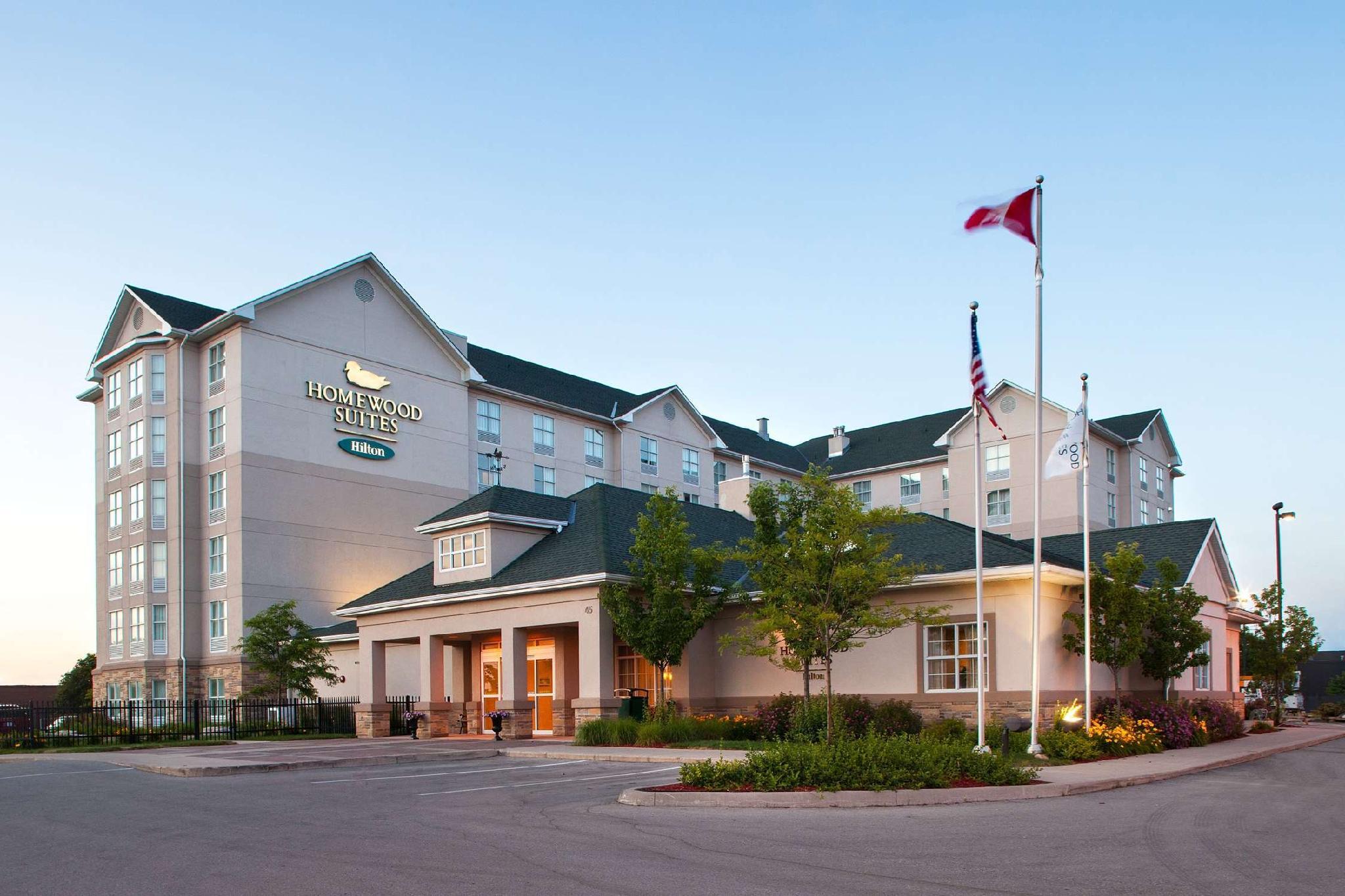 هتل Homewood Suites by Hilton London Ontario لندن
