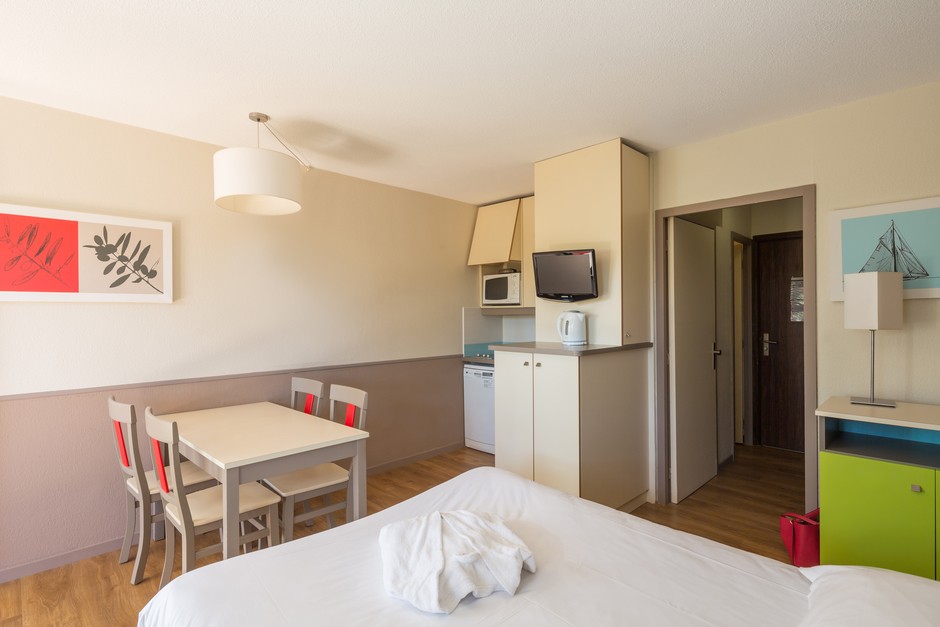 هتل Pierre & Vacances Les Jardins Ombrages Mandelieu