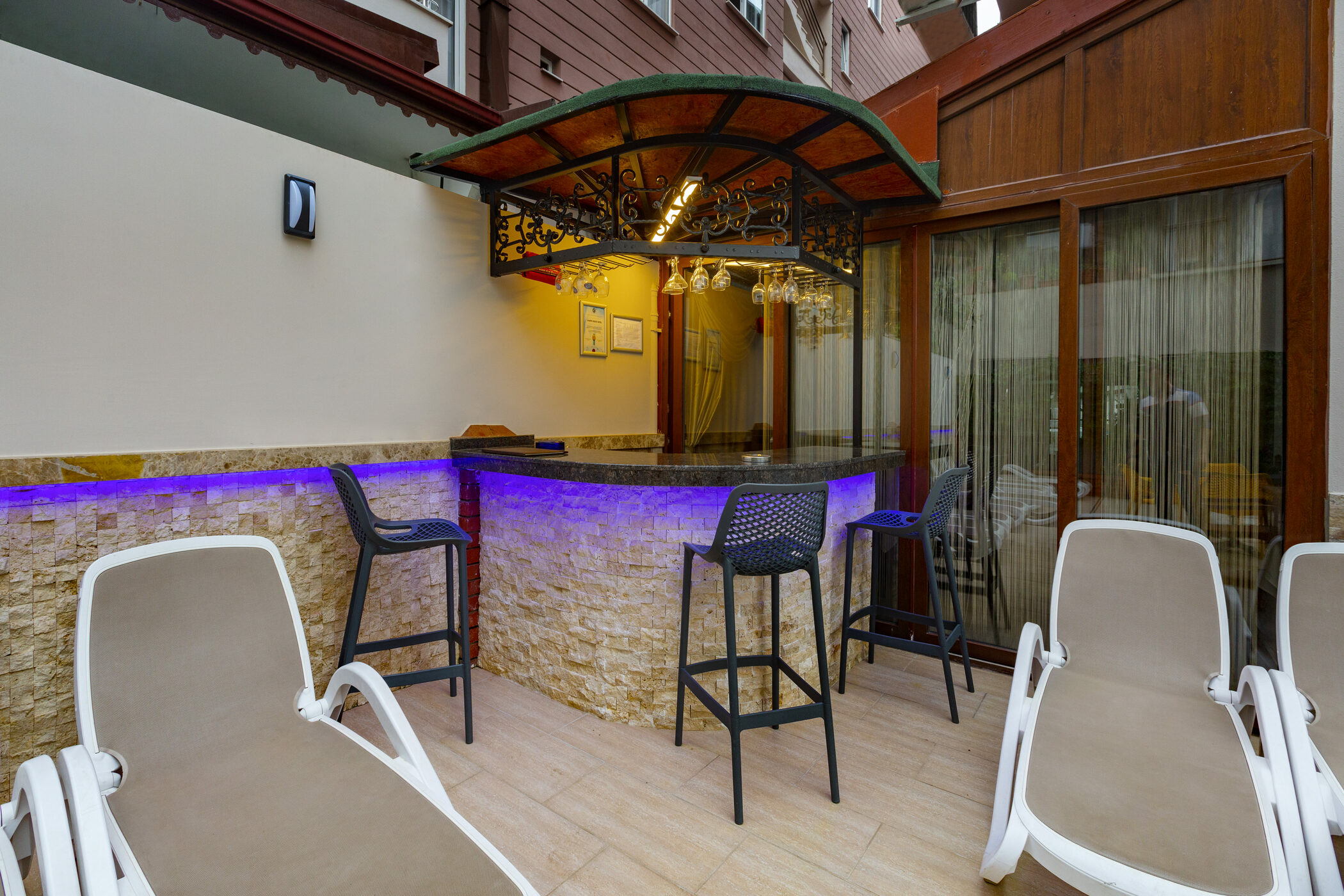 هتل Alanya Beach Hotel آلانیا