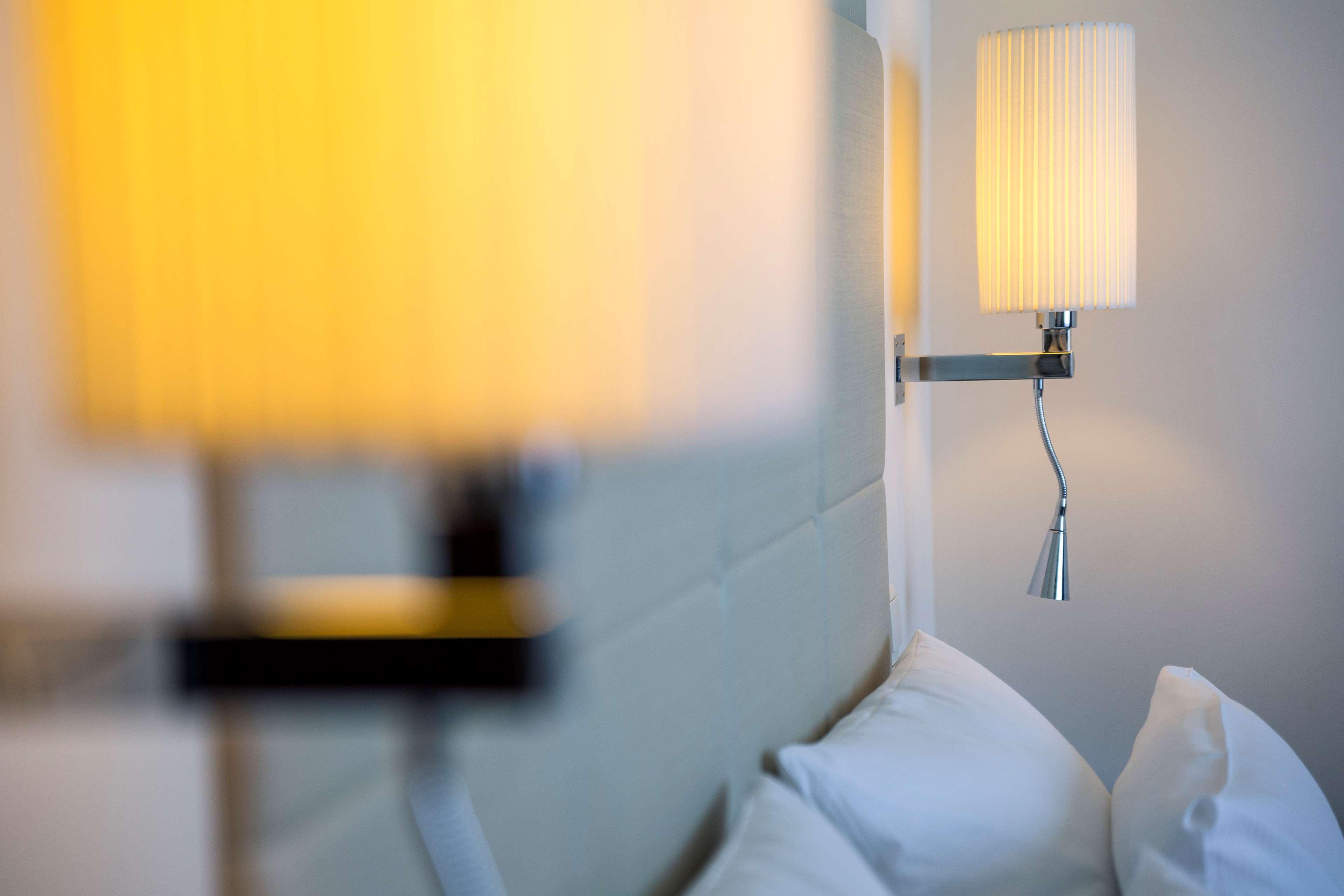 هتل Hotel Bristol Berlin برلین