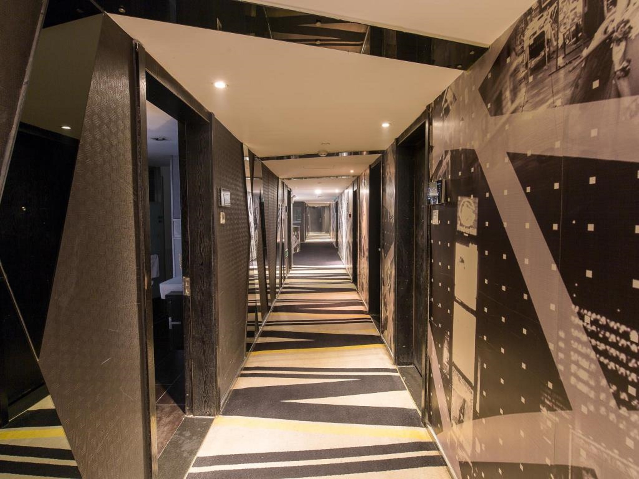 هتل FX Hotel Yansha پکن
