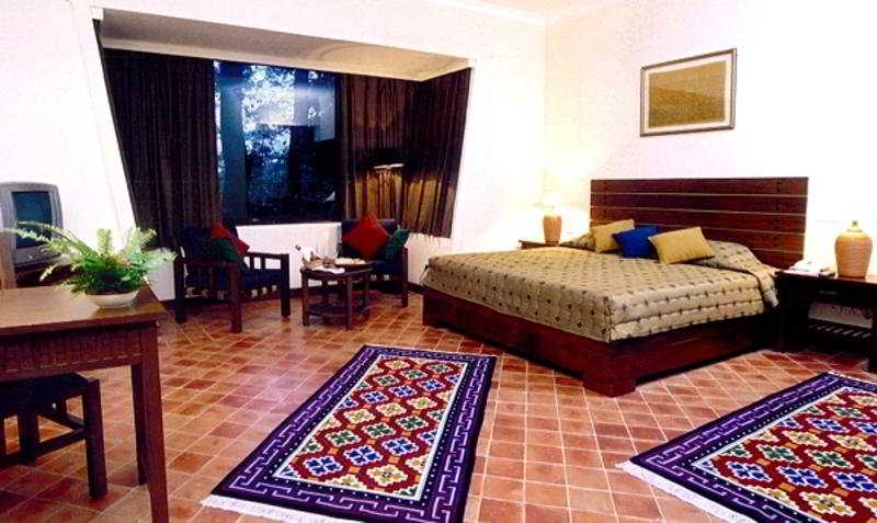 هتل Gokarna Forest Golf Resort & Spa کاتماندو