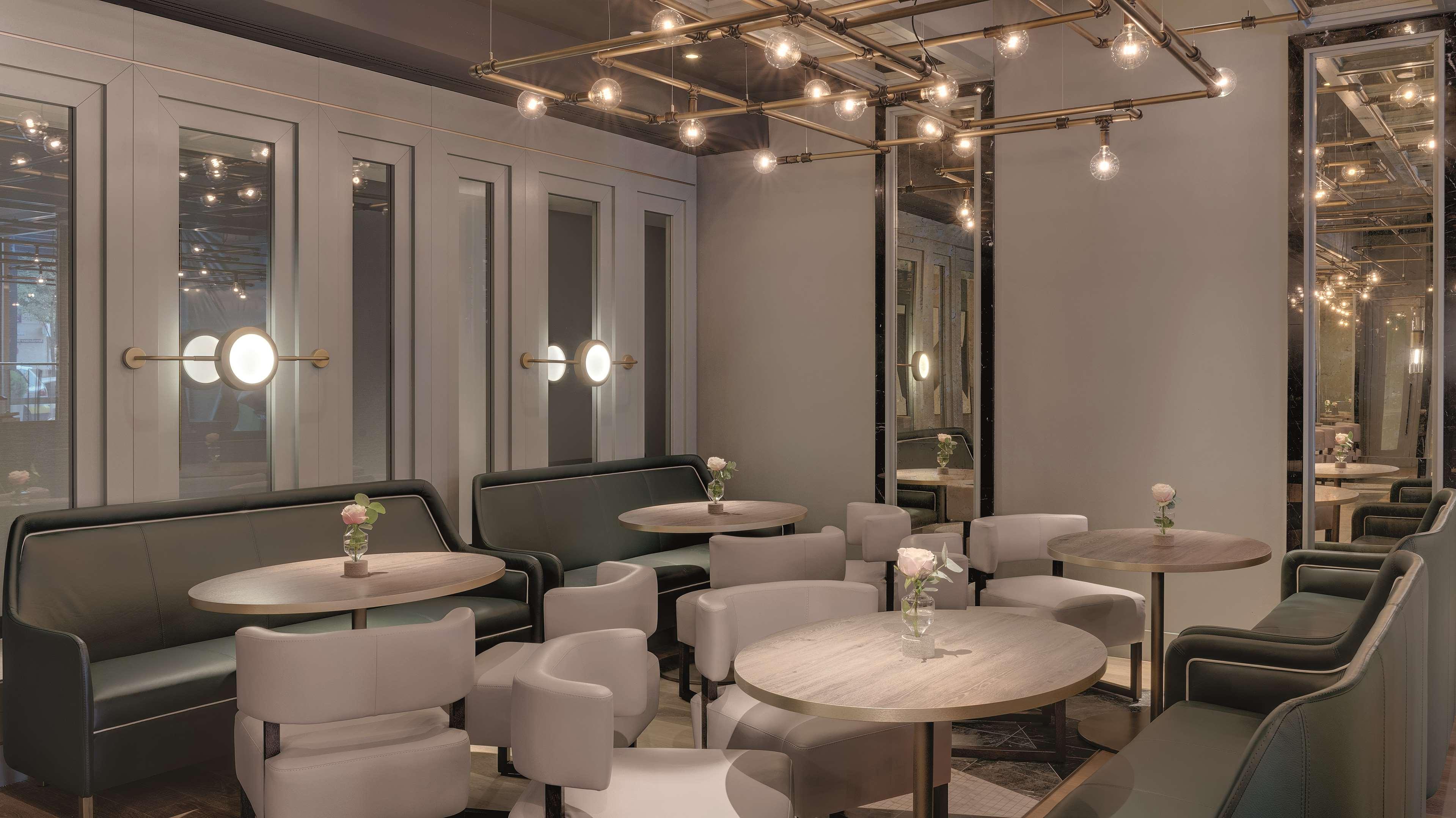 هتل Hilton Munich City مونیخ