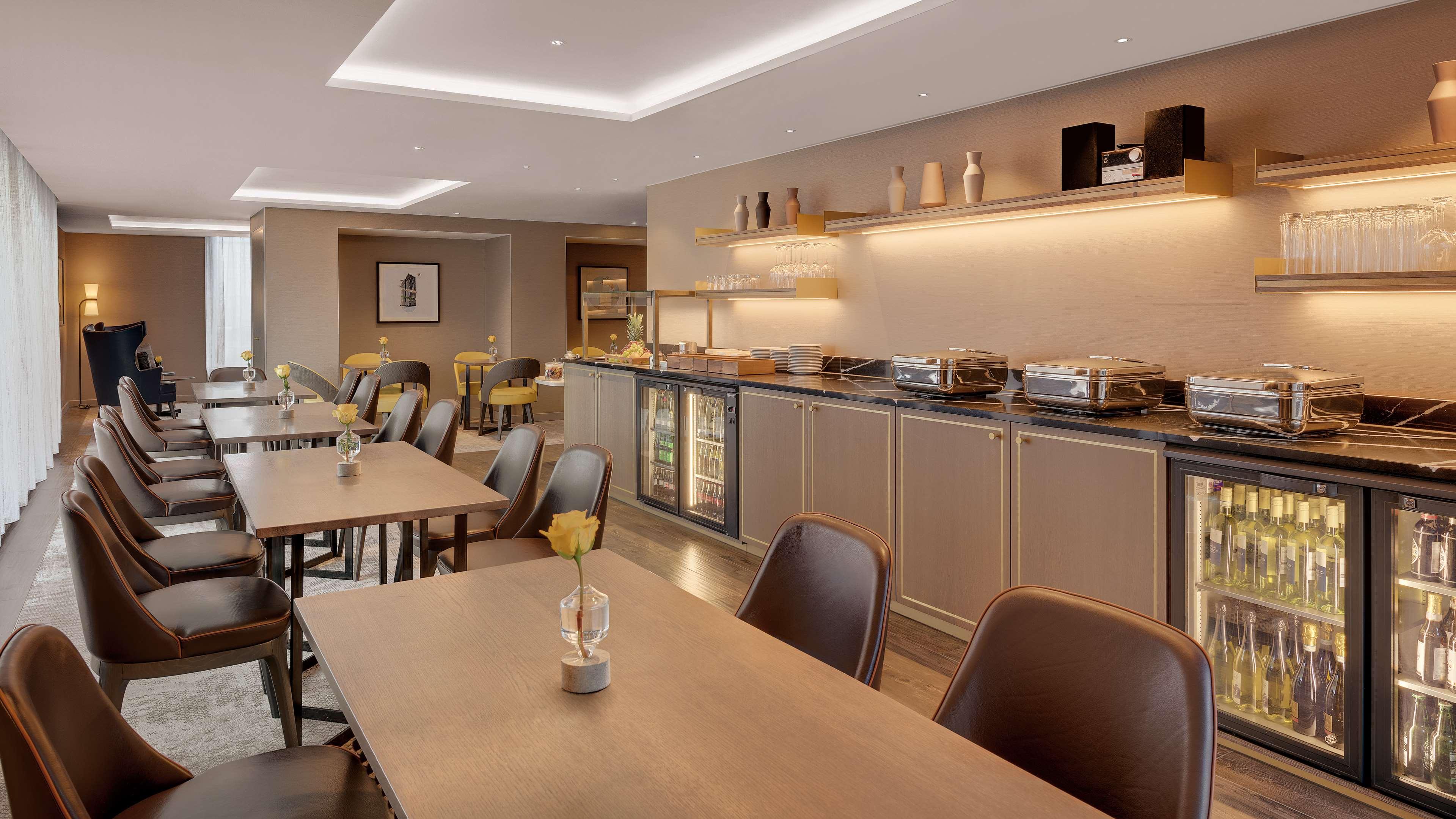 Alibaba https://cdn.alibaba.ir/ostorage/hotel/images/2BF272D5/85029F9E8B9FB3375E92A7BCC5283869.jpg