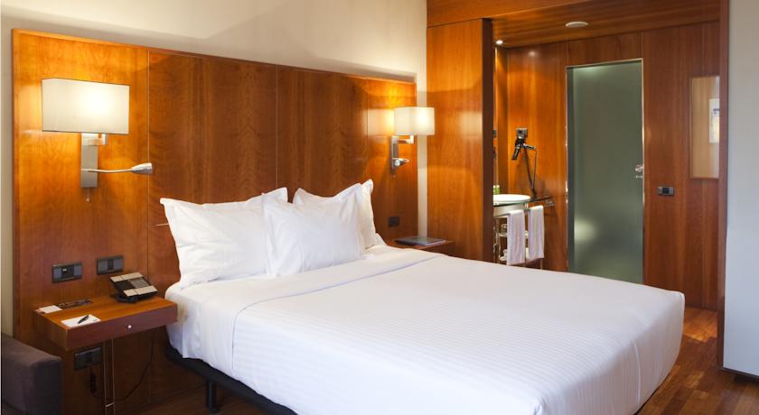 هتل AC Hotel Aitana مادرید